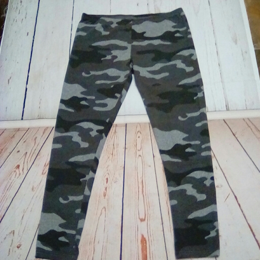 SO Brand Size XL Perfect Leggings